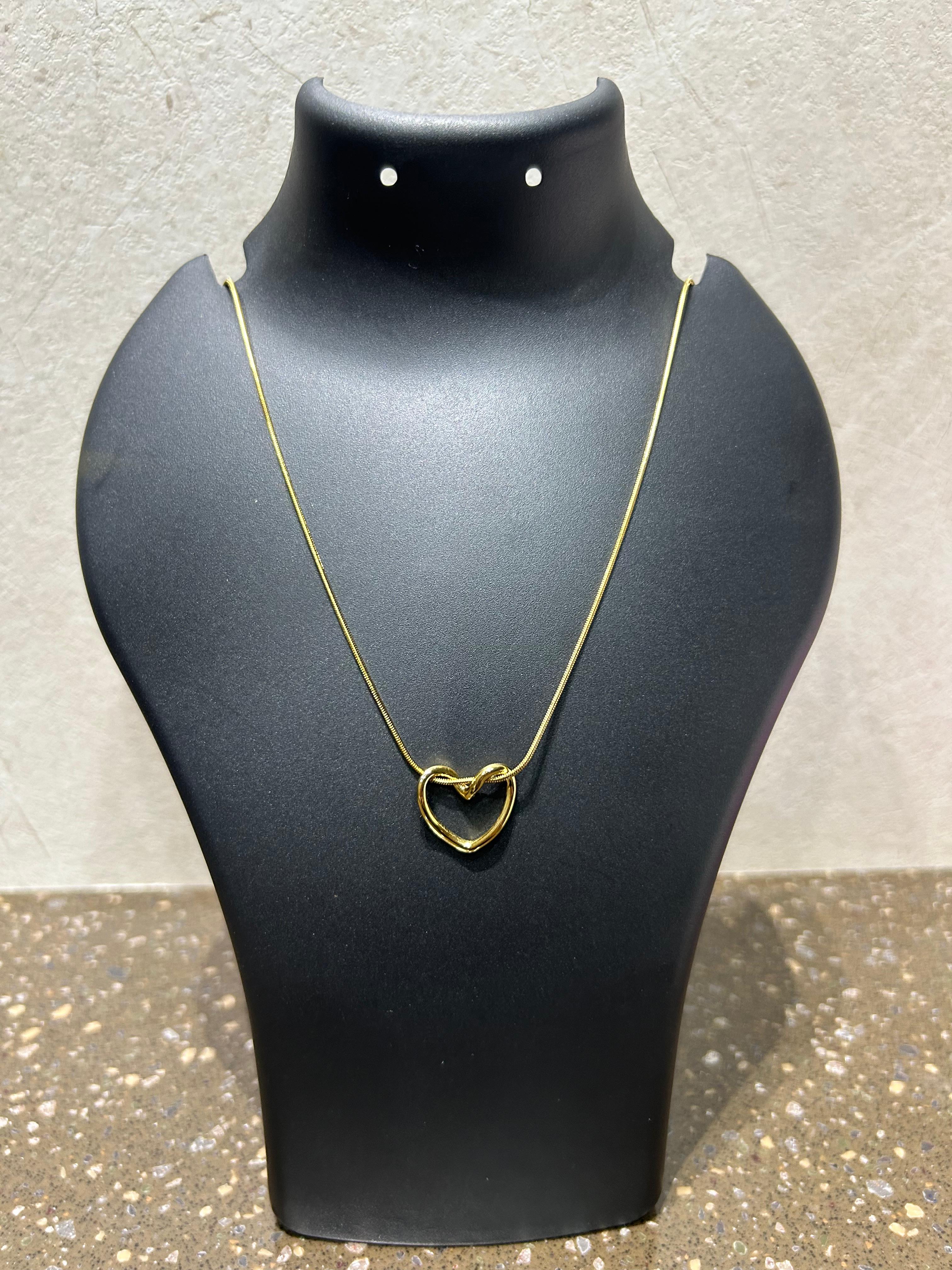 Elegant Gold Heart Pendant Necklace