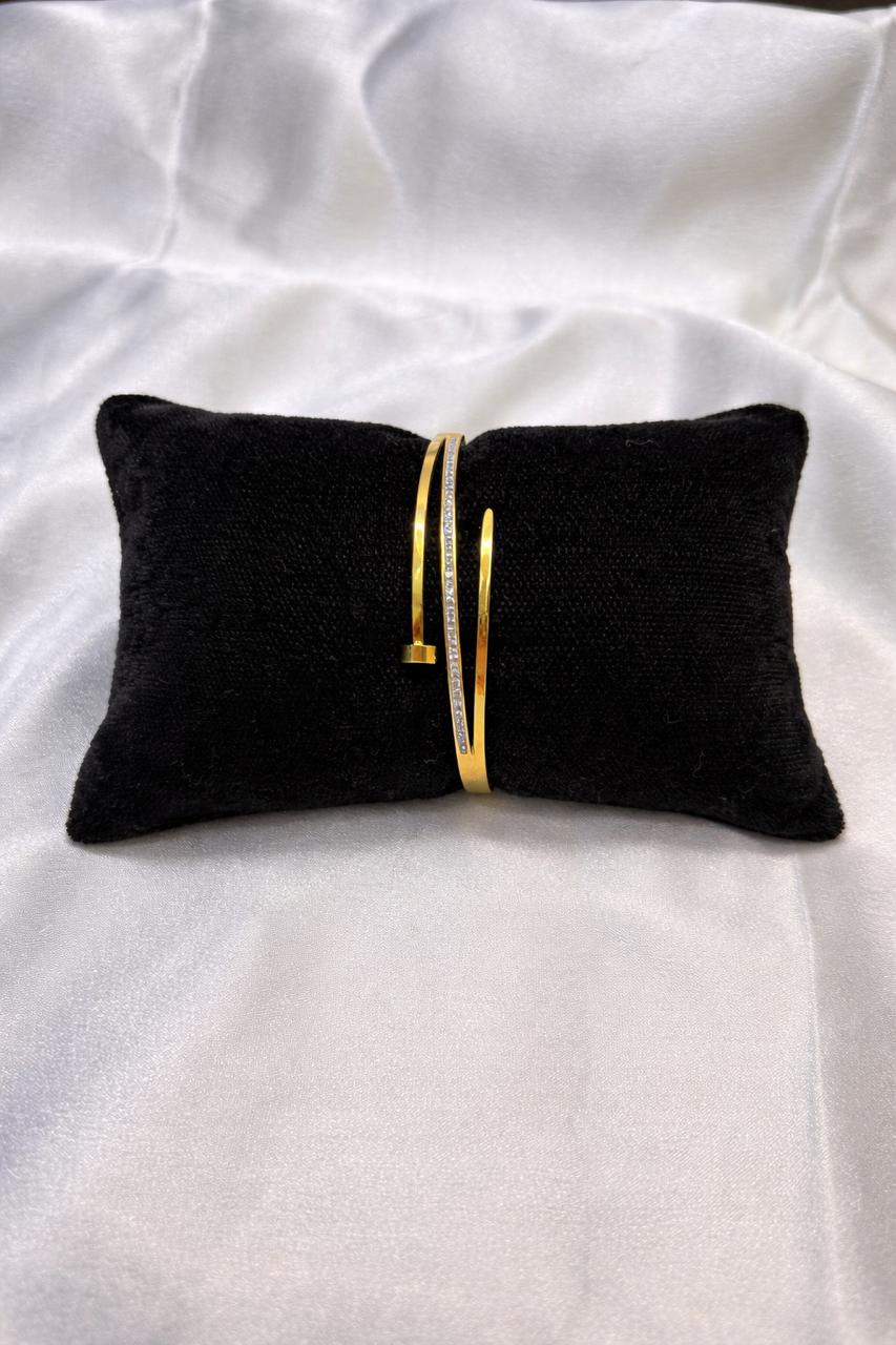 Luxe Twin-Band Gold Cuff with Crystal Inlay